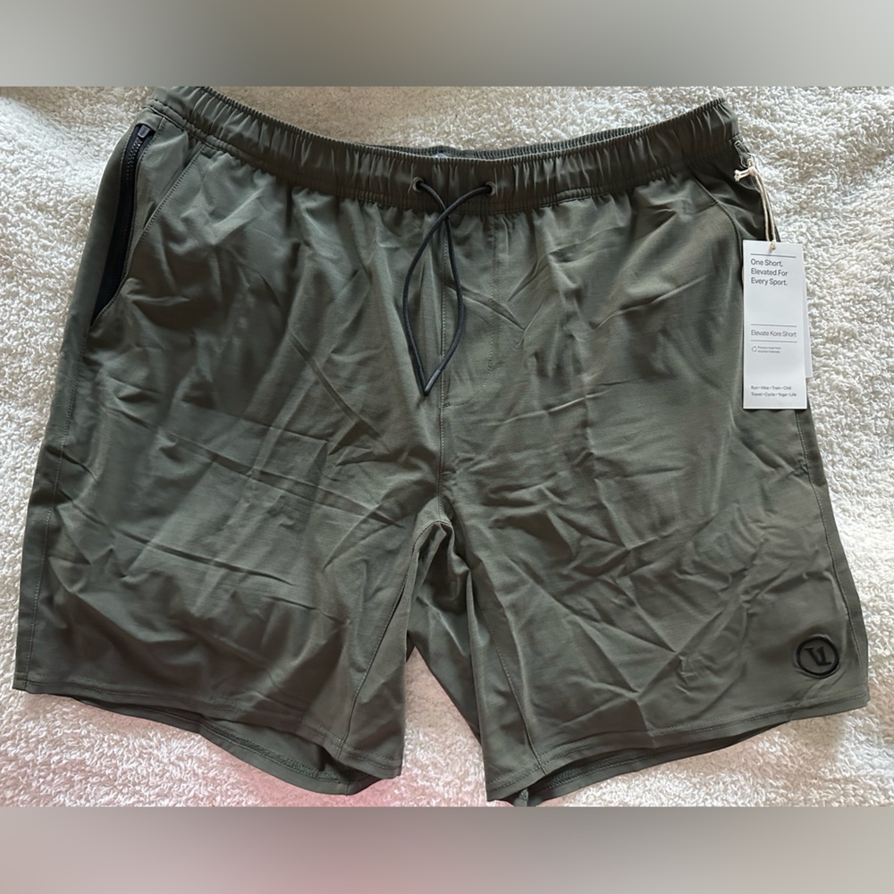 Vuori Elevate Kore Short, Size XL (NWT)